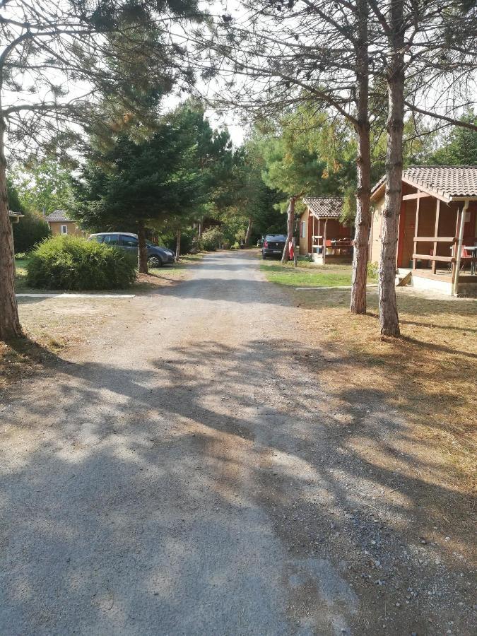 Au Soleil de Picardie Presles-et-Boves Exterior foto